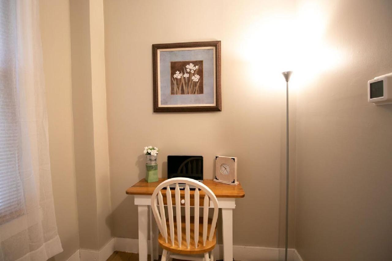 Downtown 2 Bedroom Cottage, Sleeps 6, Walking Distance To Honeywell, Downtown Restaurants, Shopping Wabash エクステリア 写真